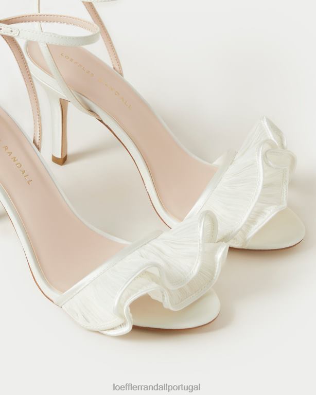 Loeffler Randall mulheres sandália estella de salto com babados sapato pérola FF0JR42