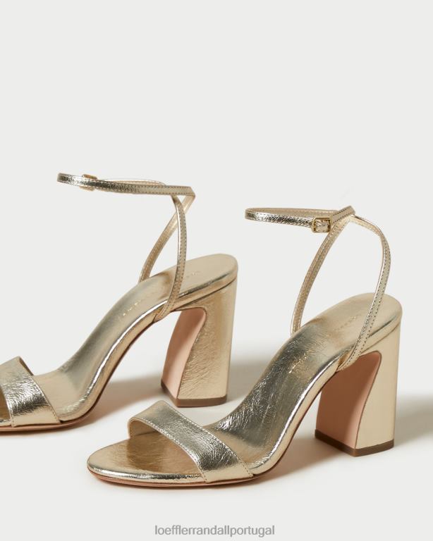 Loeffler Randall mulheres sandália malia com salto curvo sapato champanhe FF0JR50
